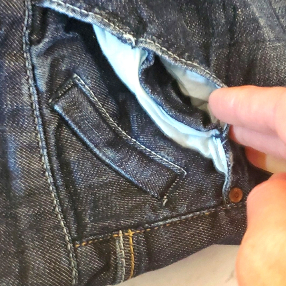 Maurice's dark wash flare leg wrinkled jeans 7/8 - Picture 4 of 10